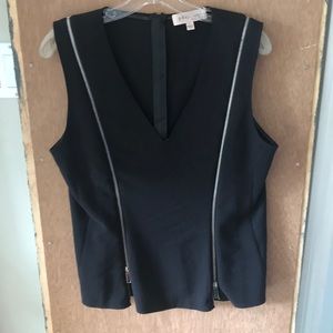 Short sleeve dressy top